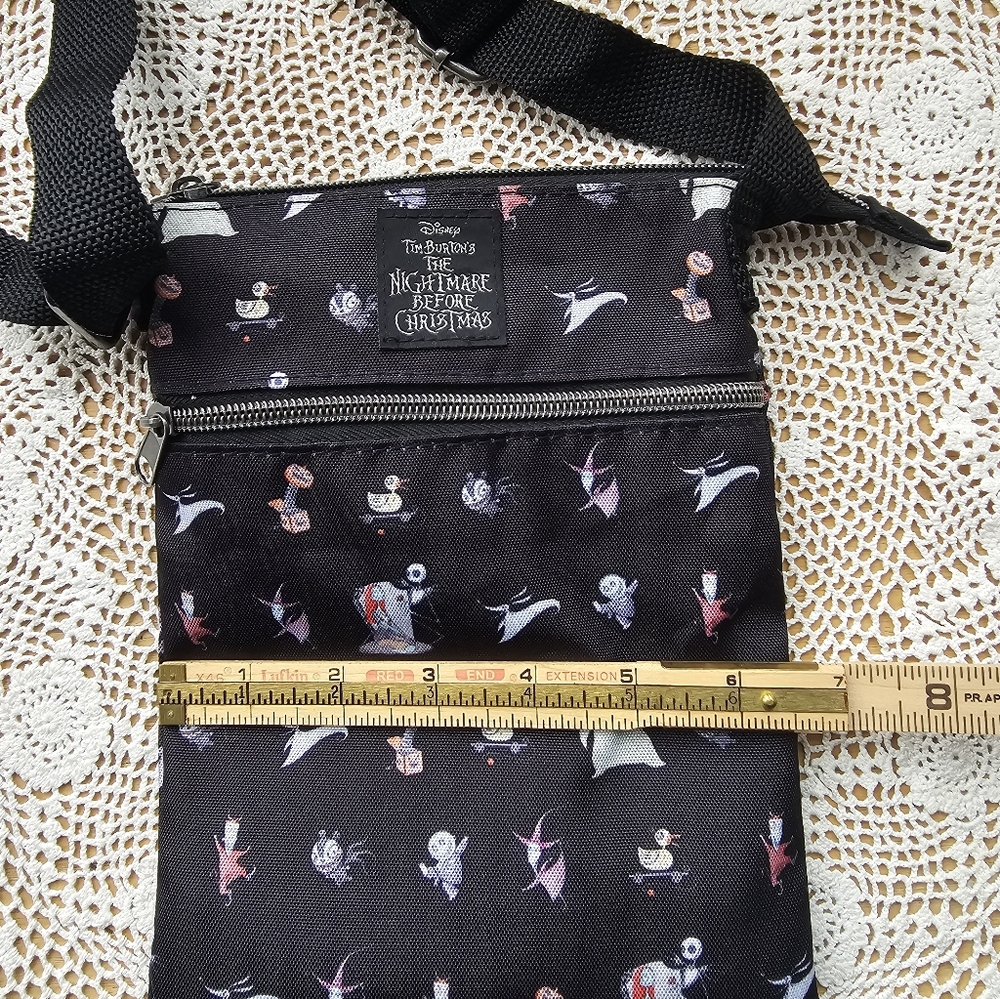 Loungefly Nightmare Before Christmas Characters Passport Crossbody Bag Used - Picture 13 of 13